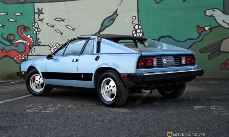 Illustration for article titled At CAN$15,000, Would You Willingly Be The Frog To This 1976 Lancia Scorpion?